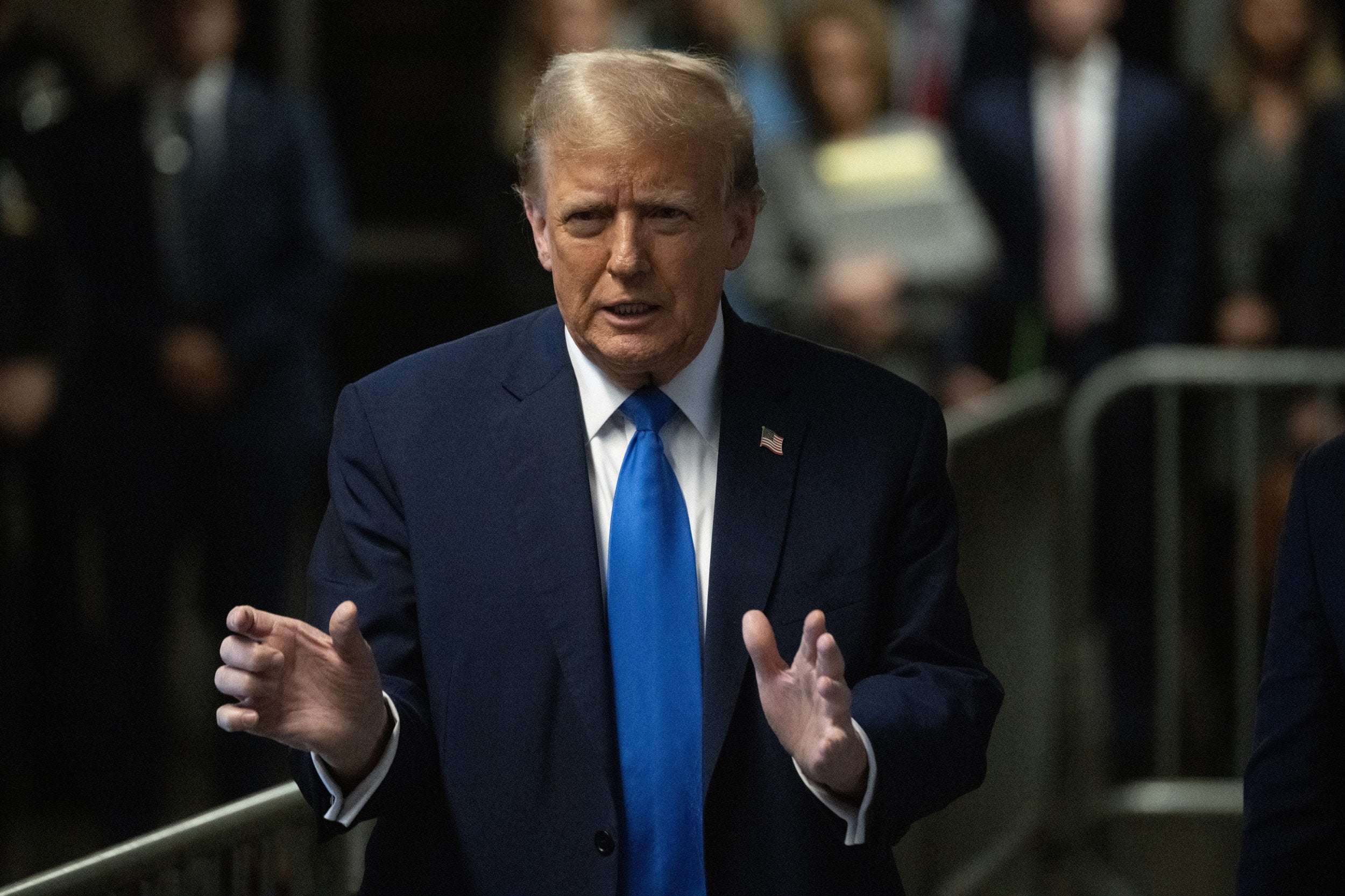 image for Donald Trump's Polling Numbers Plummet With Independents