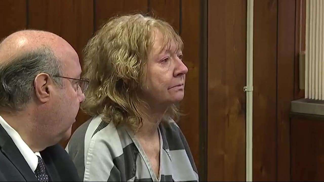 image for Woman charged in boat club drunk driving crash killing 2 children posts $1.5 million bond
