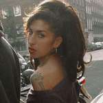 image for Amy Winehouse out and about in London (October 8, 2010)
