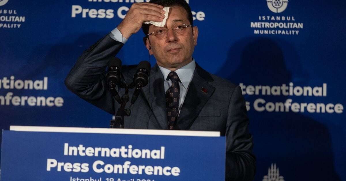 image for In Turkey, Istanbul mayor faces backlash after calling Hamas a ‘terrorist organization’