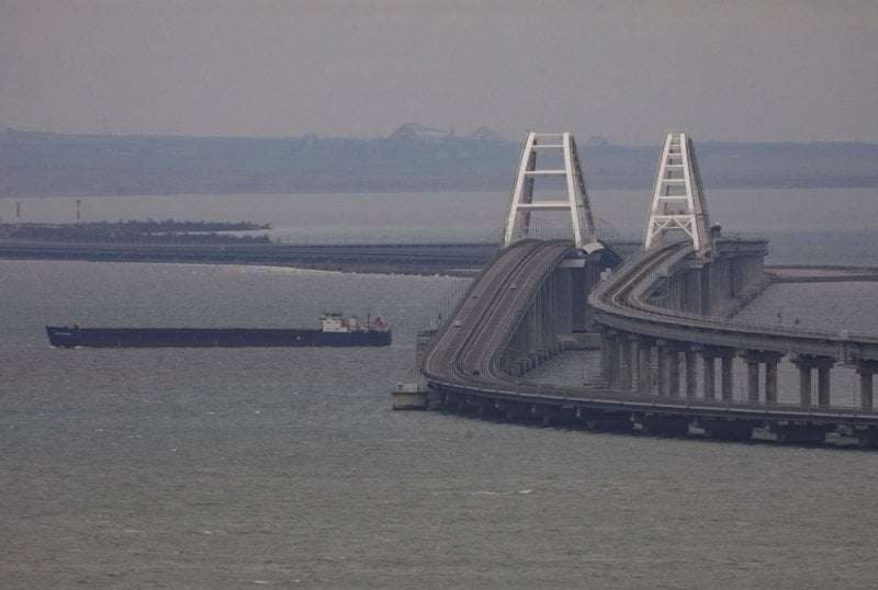 image for Russia promises ‘devastating revenge’ if Ukraine attacks Crimean Bridge