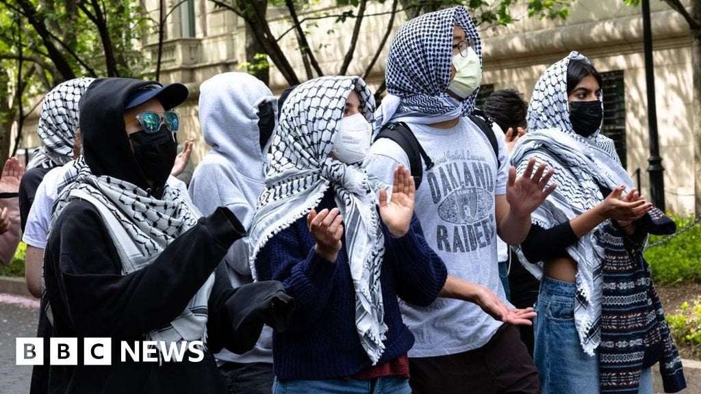 image for Columbia University cancels main graduation amid protests