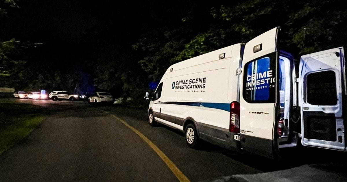 image for 3 children killed in apparent murder-suicide after mom let ex-partner take them to get food, police say