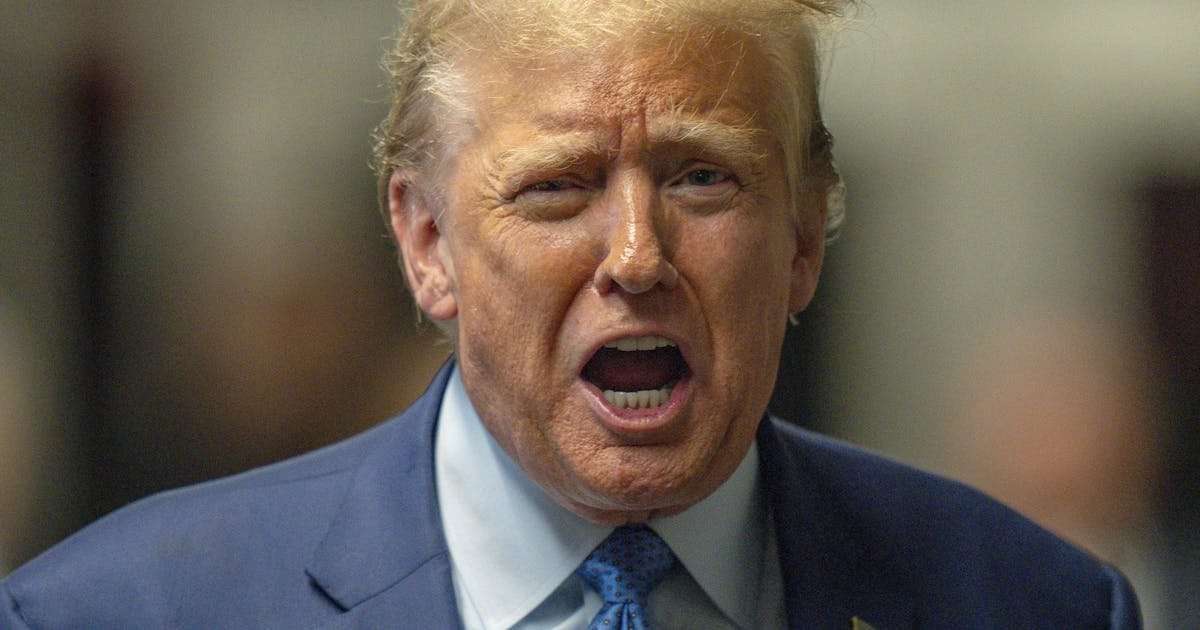 image for Trump’s Sleazy $1 Billion Shakedown of Oil Execs Gives Dems an Opening