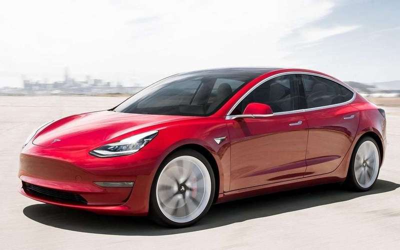 image for Tesla Software Update Traps TikToker Inside 115-Degree Car