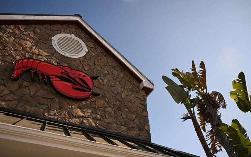 image for Red Lobster files for bankruptcy