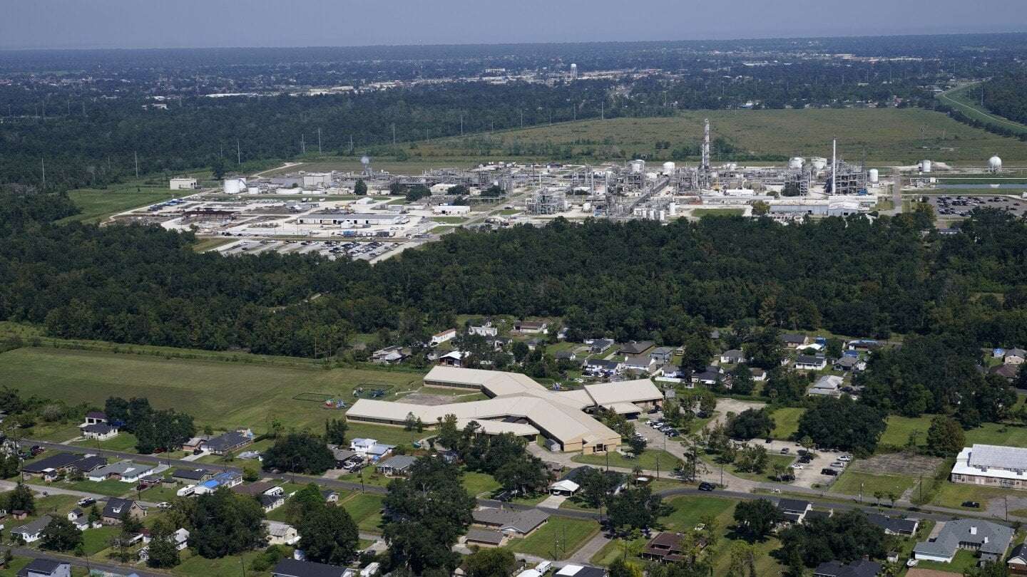 image for Louisiana chemical plant threatens to shut down if EPA emissions deadline isn’t relaxed