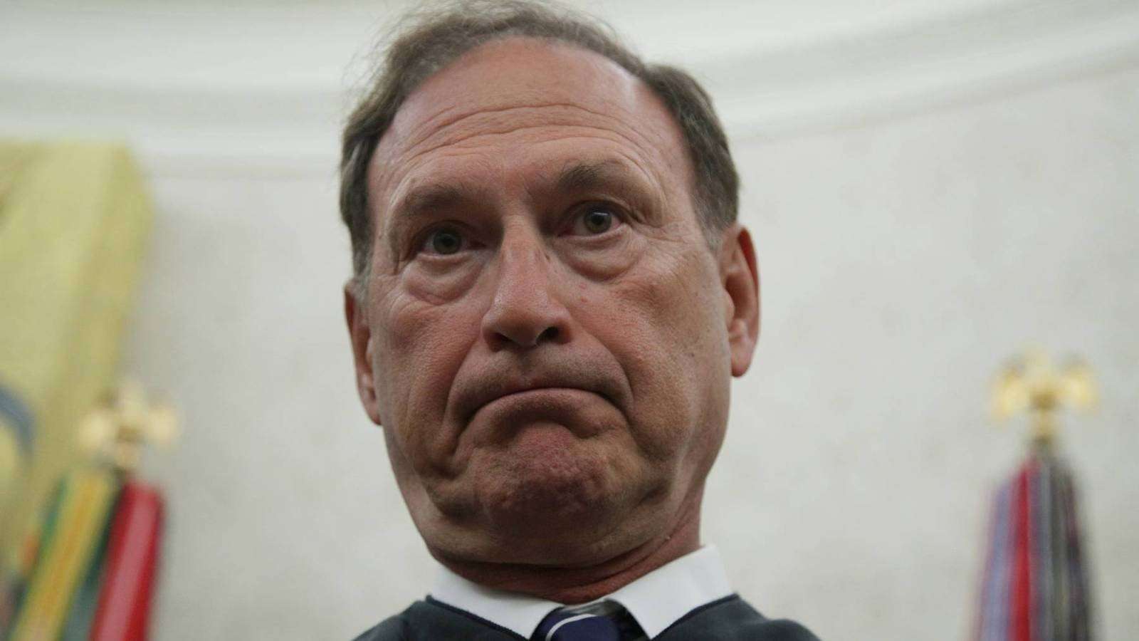 image for Justice Alito’s Upside-Down Flag Claim Dismantled by Police, Neighbors: Report