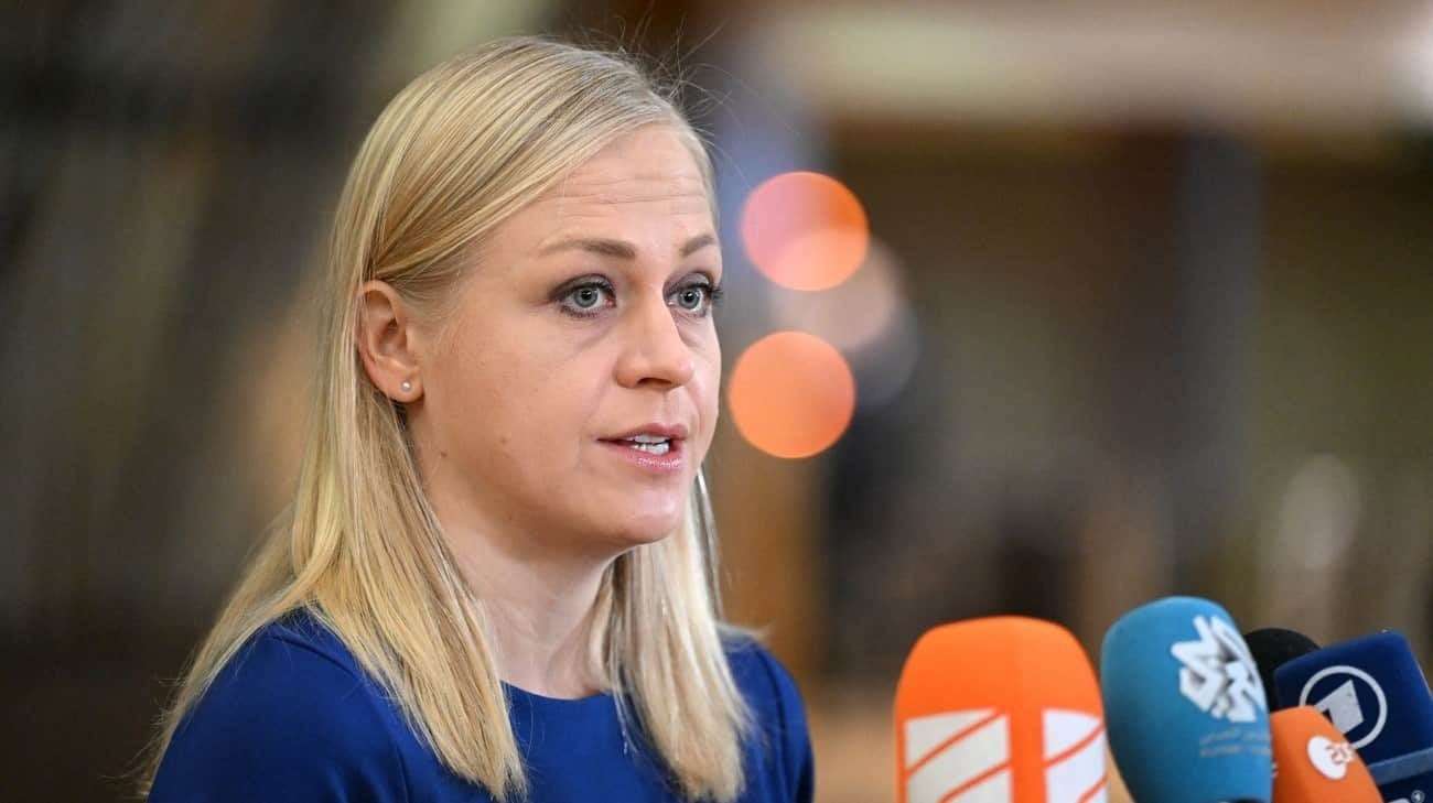 image for Finland allows Ukraine to strike Russia with Finnish weapons