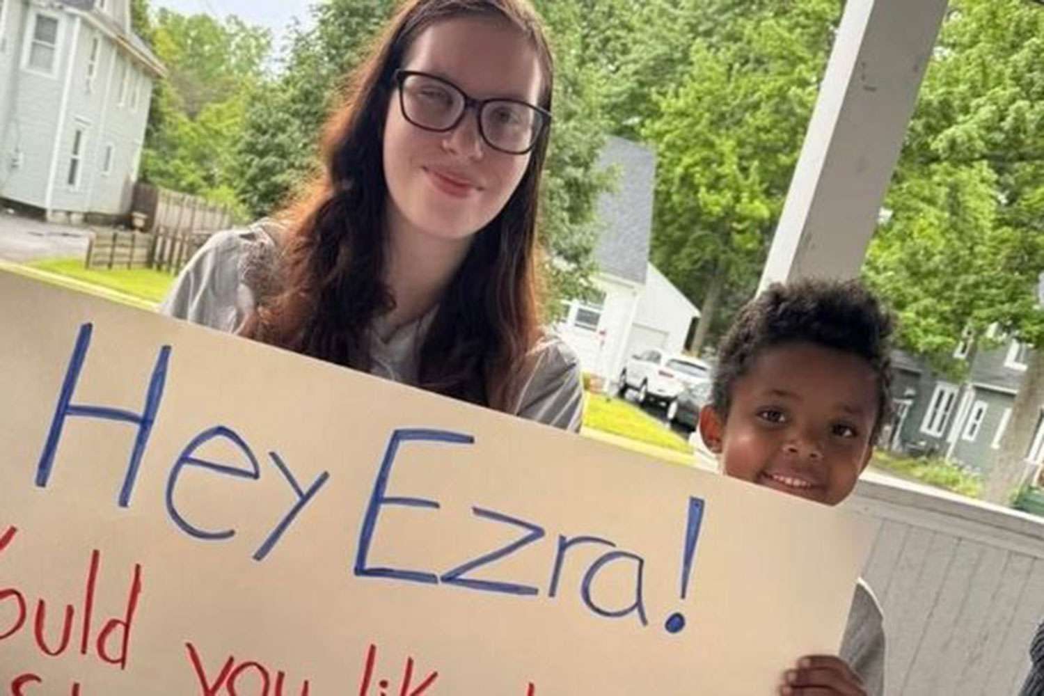 image for Preschool Teacher Donates Liver to Save Former Student's Life: 'We Are Completely Overwhelmed with Her Kindness' (Exclusive)