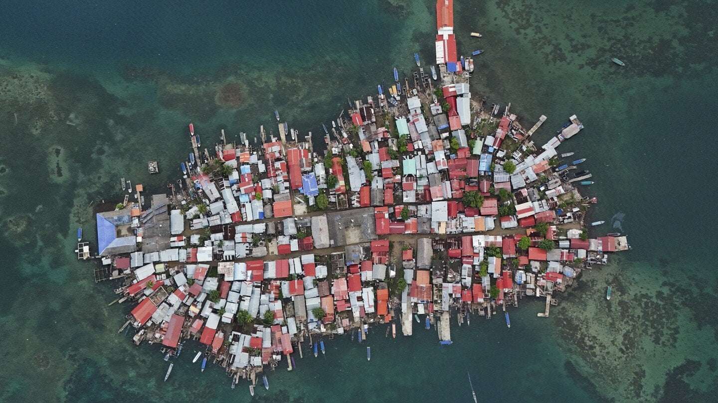 image for Panama prepares to evacuate first island in face of rising sea levels