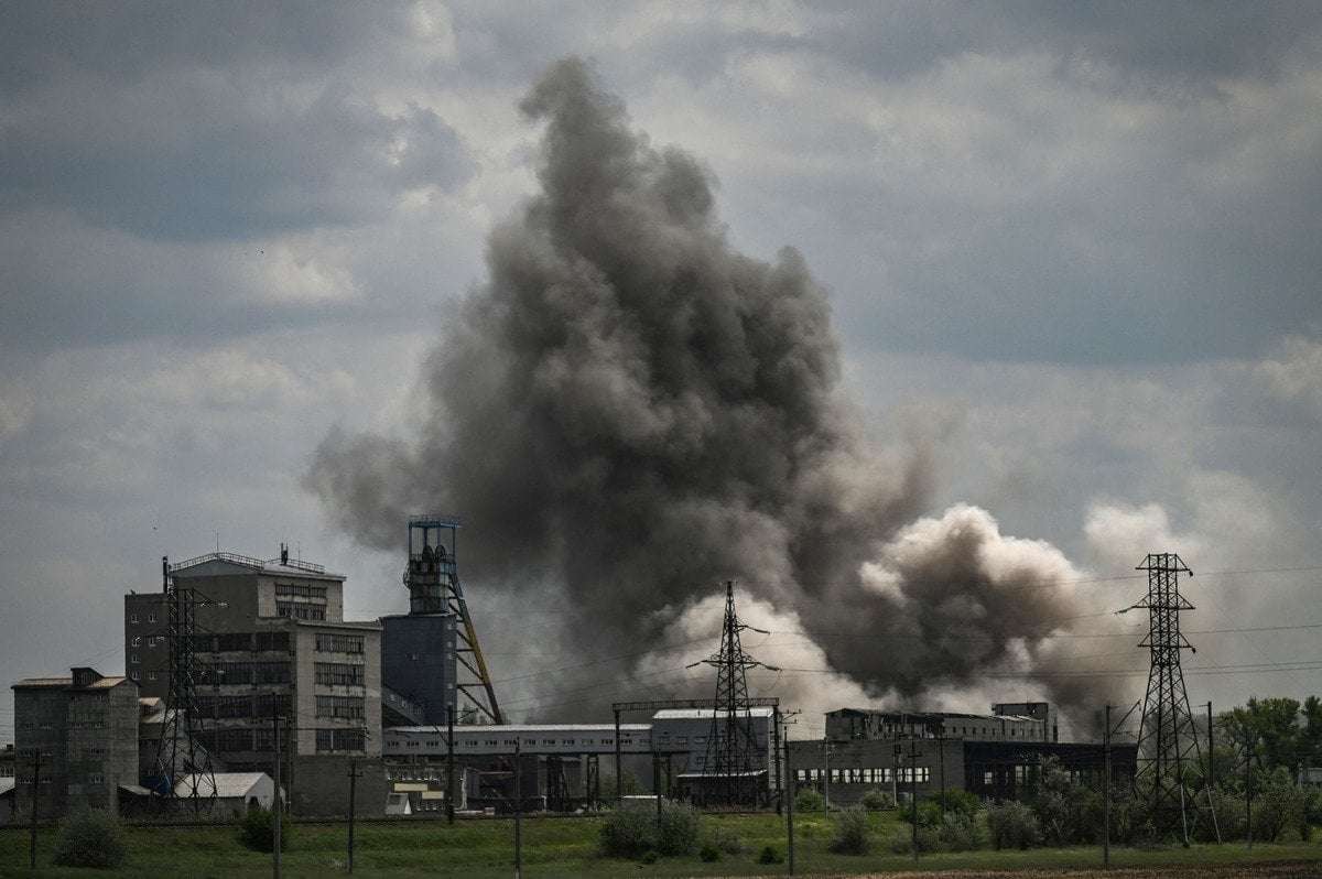 image for Ukrainian HIMARS Attack Strikes Russian Plant: Reports