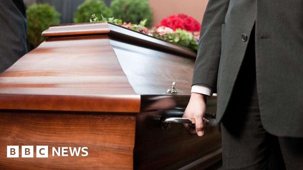 image for Nebraska woman declared dead found alive at funeral home