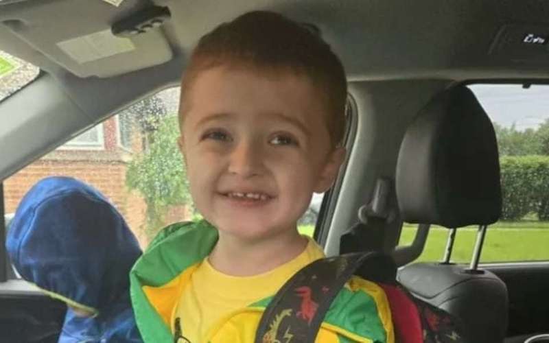 image for 3-year-old dies after stabbing outside North Olmsted Giant Eagle: ‘Random act of violence’