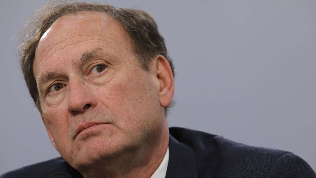 image for Sam Alito Clearly Thinks He’s Untouchable