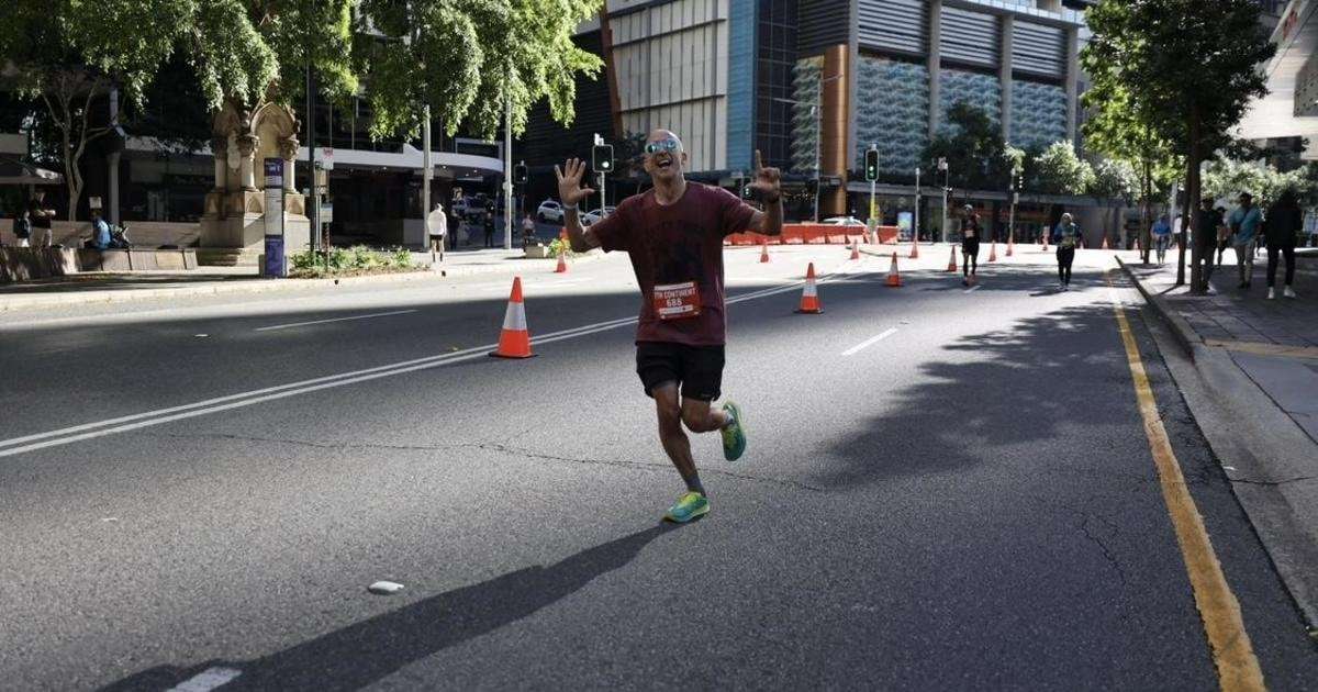 image for After being diagnosed with MS, he started running marathons. It's helping reverse the disease's progression.