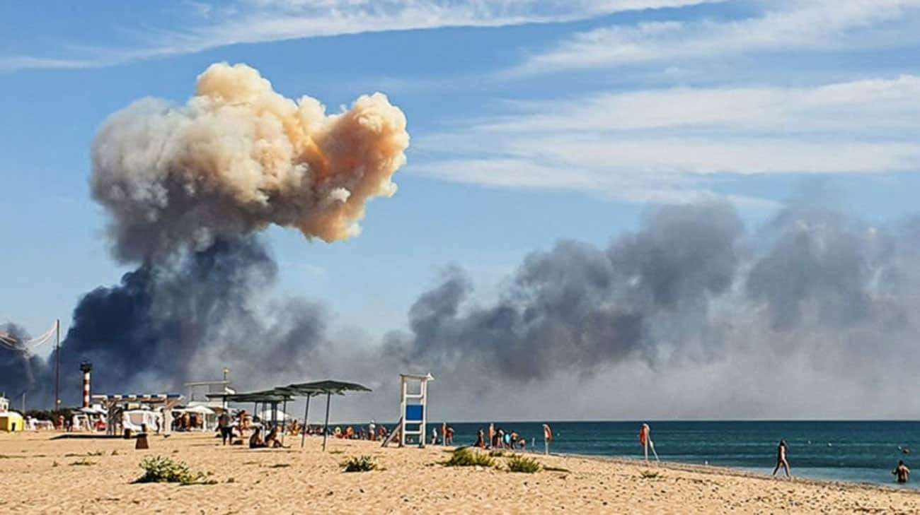 image for Ukraine "prepares ground" for attacks on Crimea after arrival of F-16 fighter jets − Business Insider