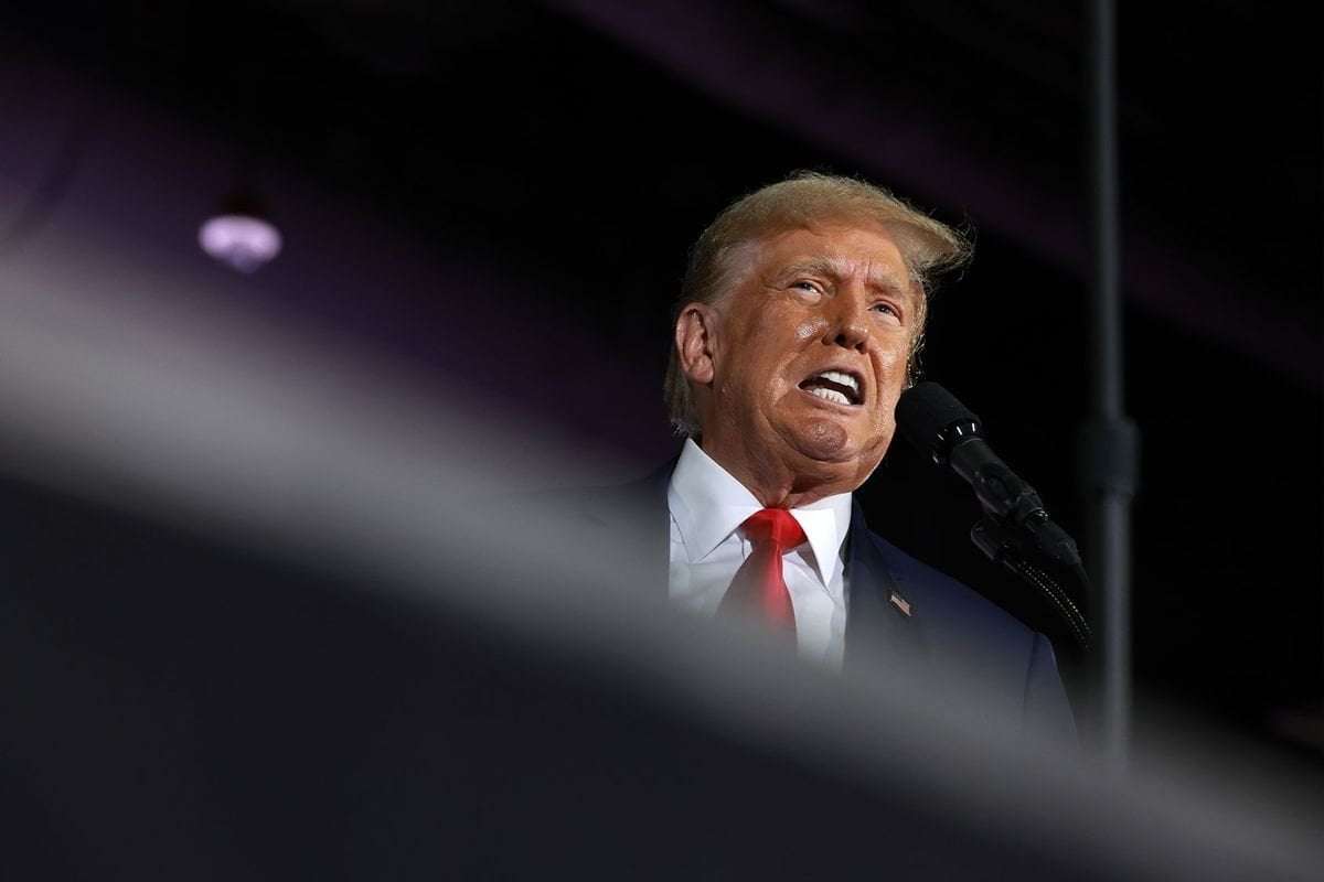 image for "He couldn't even remember me": Trump has "severe memory issues," says author who interviewed him