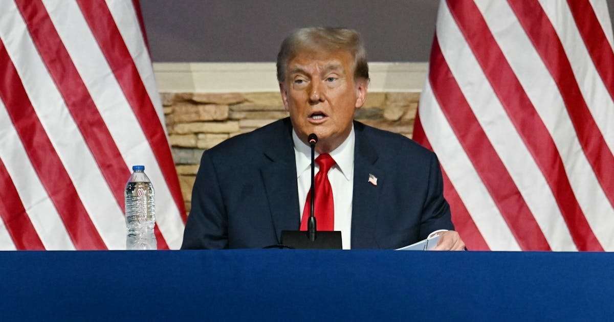 image for Trump Visits Detroit to Court Black Voters—and Flops Big-Time