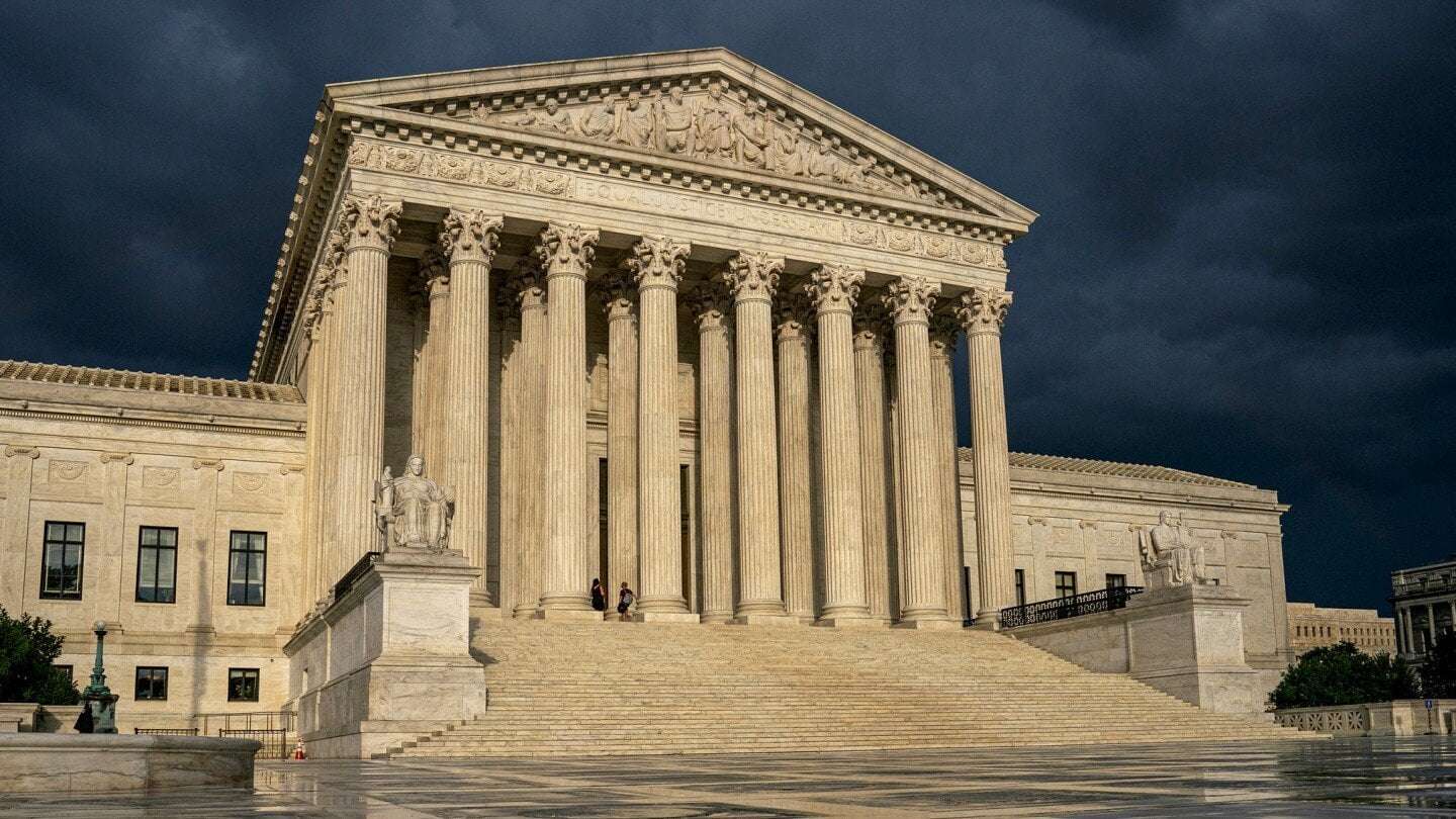 image for Divided Supreme Court rules in major homelessness case that outdoor sleeping bans are OK