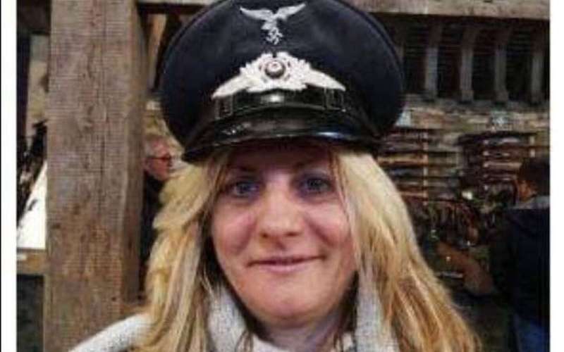 image for French elections: Far-right candidate to withdraw after Nazi cap picture emerges