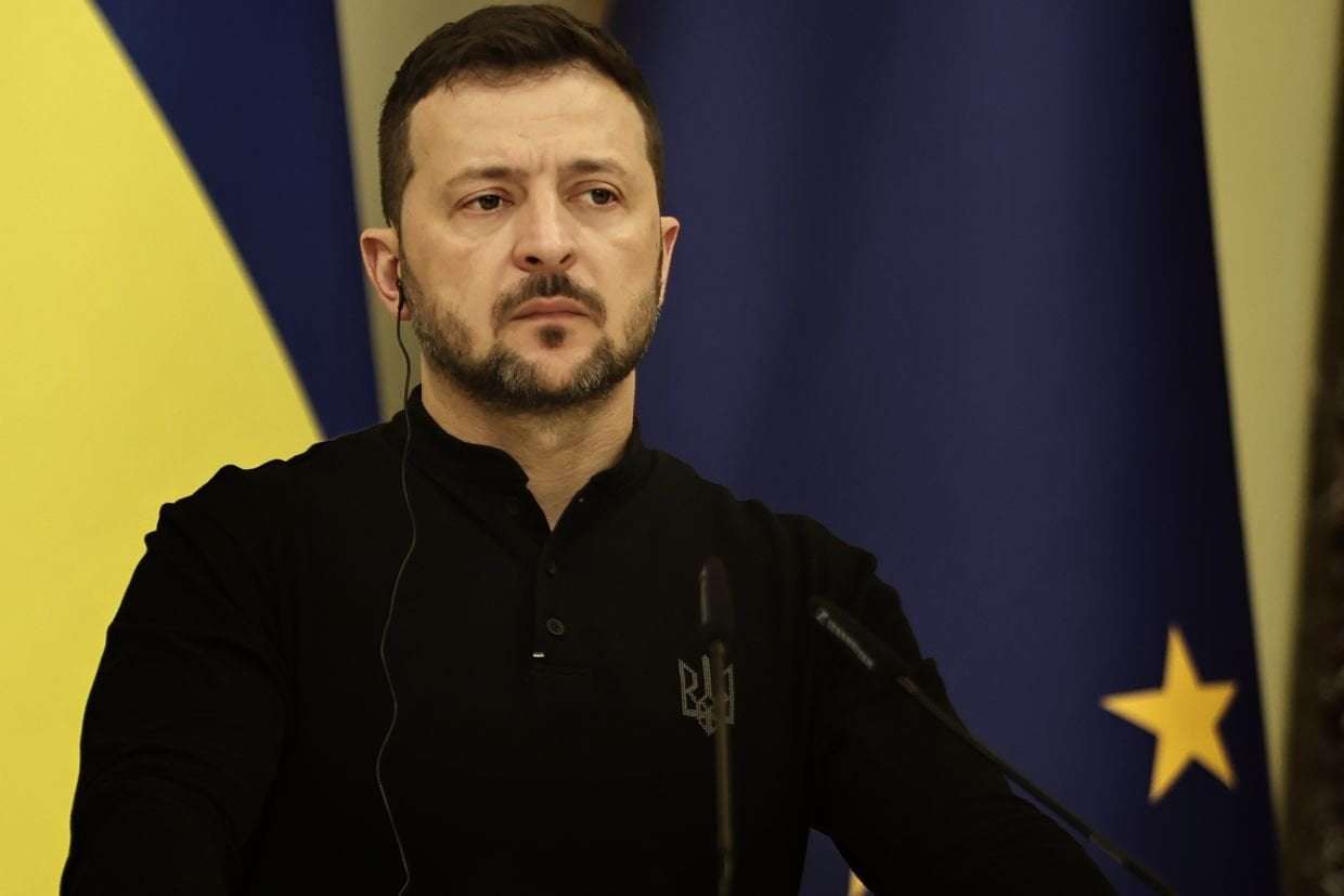 image for Zelensky says Trump should reveal plan on ending Russia's war
