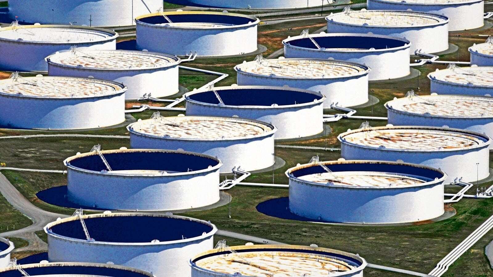 image for India eyes storing its oil in Japan, South Korea, Singapore