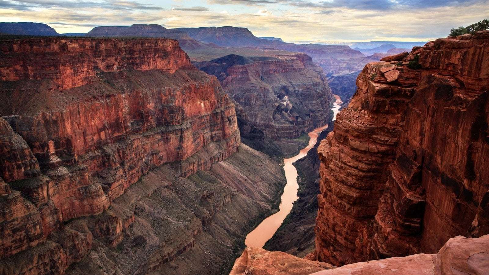image for 3rd hiker dies in Grand Canyon in last 3 weeks