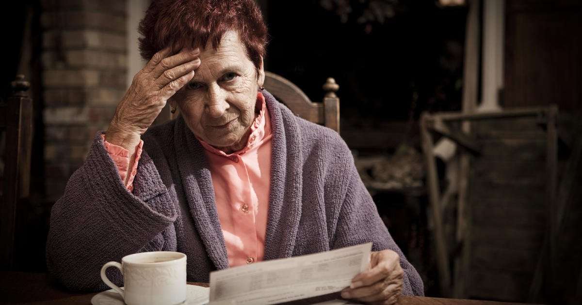 image for Credit score decline can be an early warning for dementia, study finds