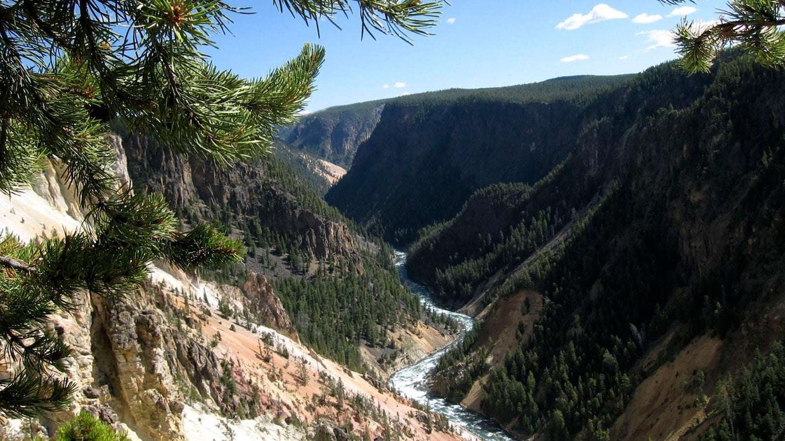 image for Gunman who was killed by Yellowstone rangers had planned a July 4 mass shooting, park reveals