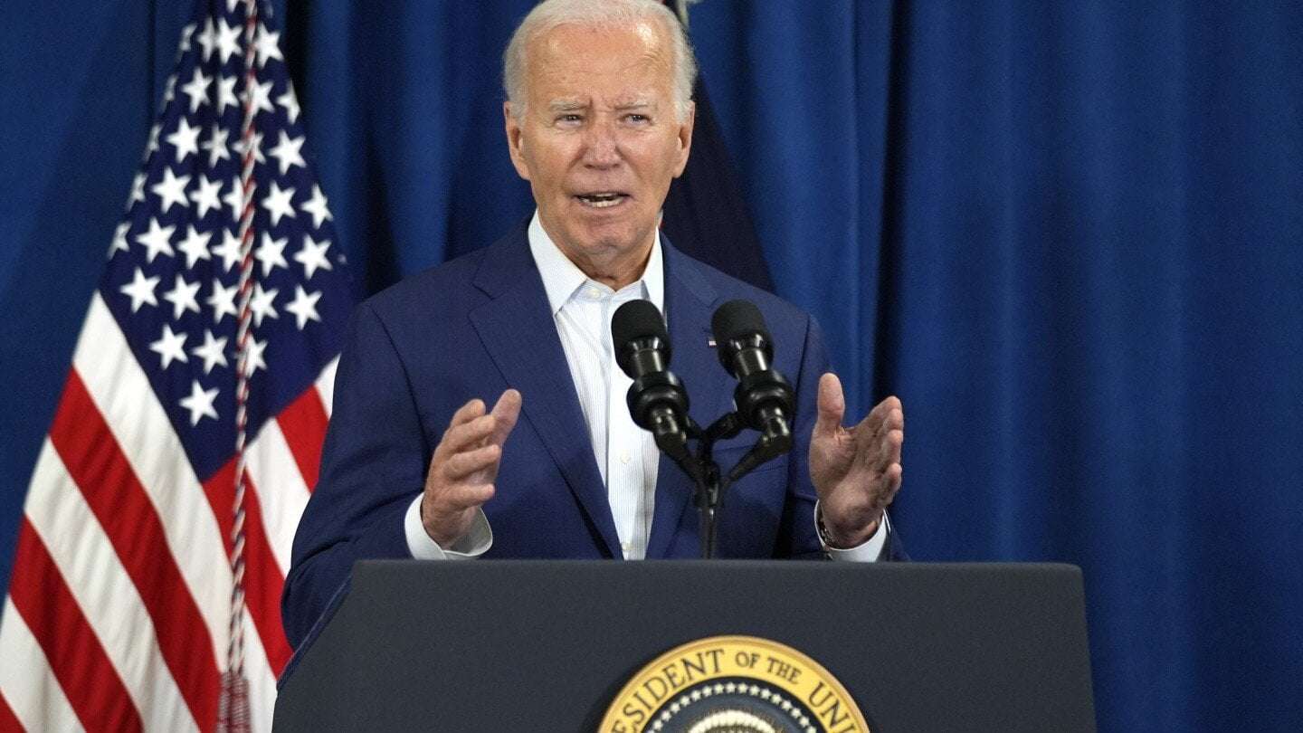 image for Biden says ‘everybody must condemn’ attack on Trump and later speaks with ex-president