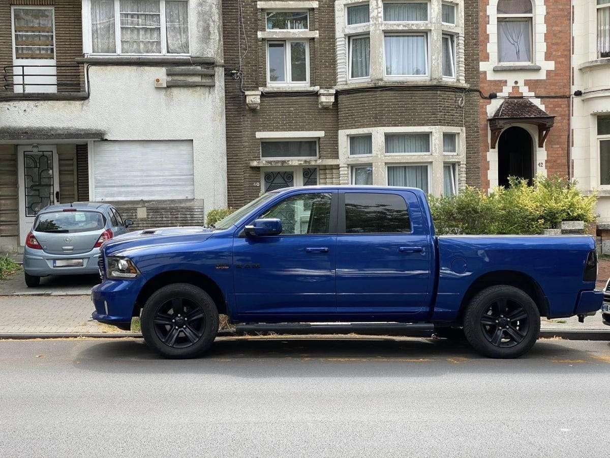 image for ‘Dangerous, Heavily Polluting’ U.S. Pickups Increase On European Roads