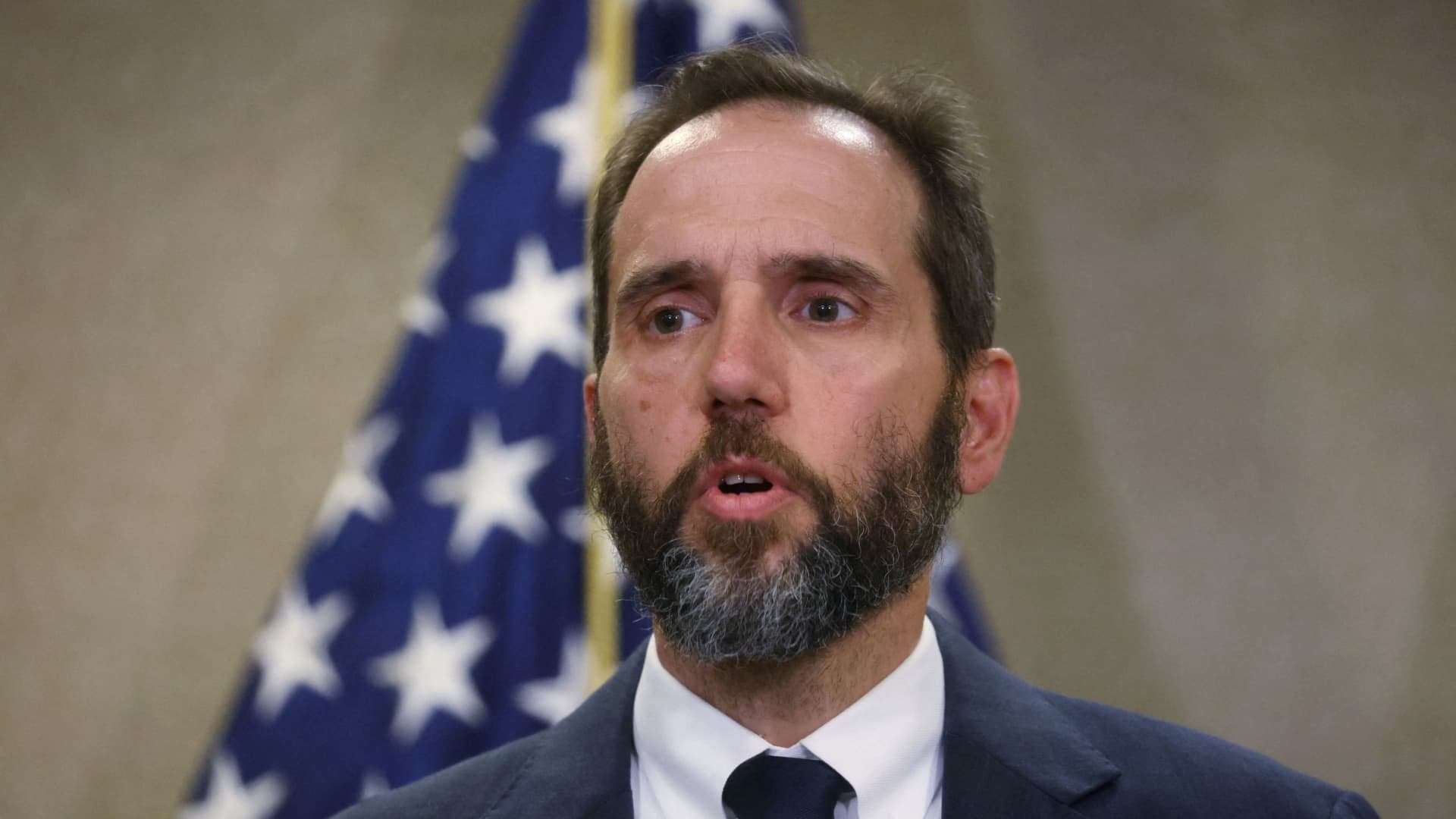 image for Special counsel Jack Smith appeals dismissal of Trump classified documents case