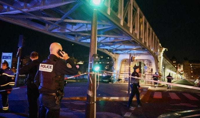 image for Man tries to murder French taxi driver, expresses support for Hamas