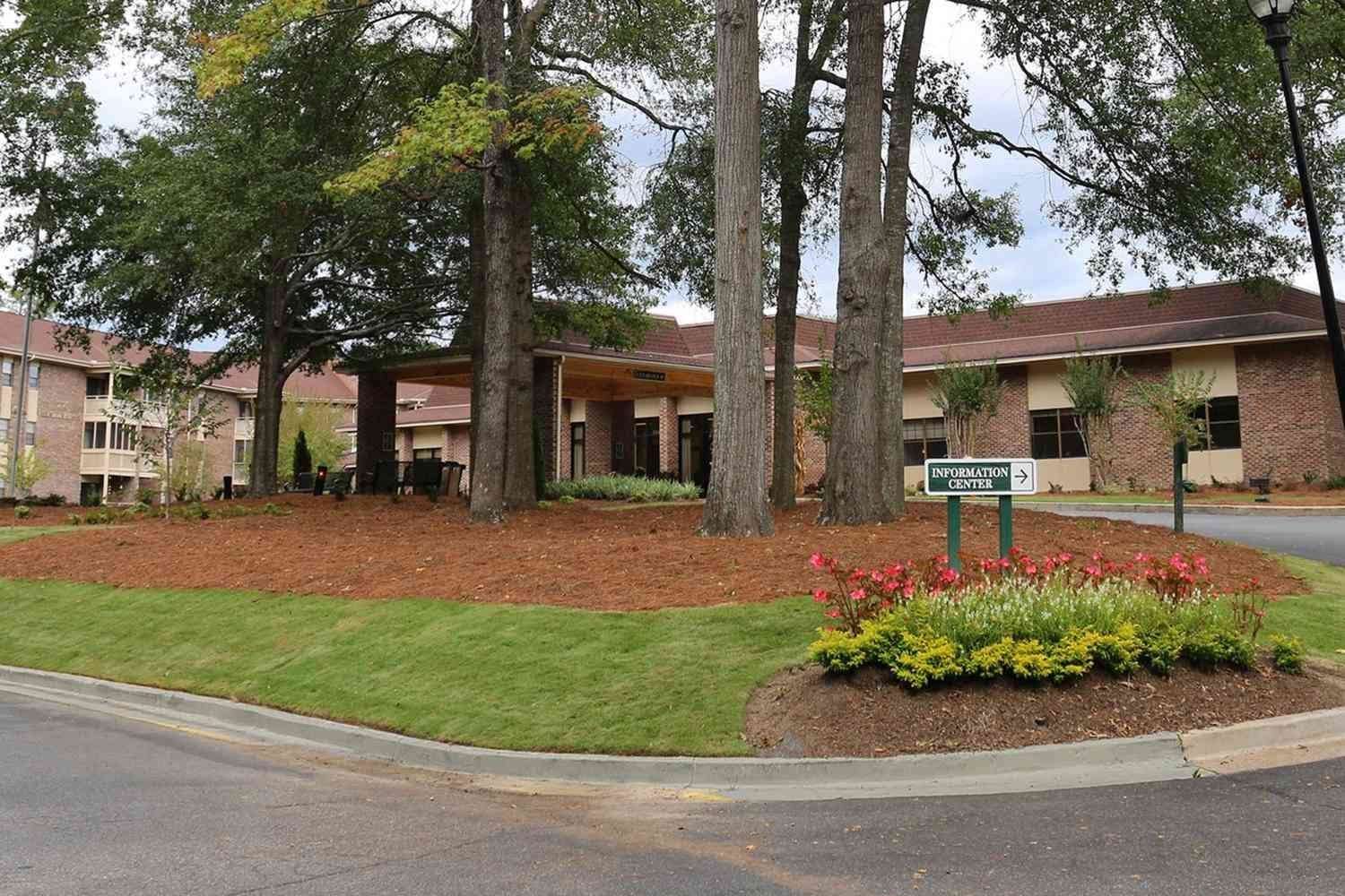 image for 78-Year-Old Receptionist Was an Employee of the Year Before Getting Fired. Now Ex-Employer Is Paying Her $78K