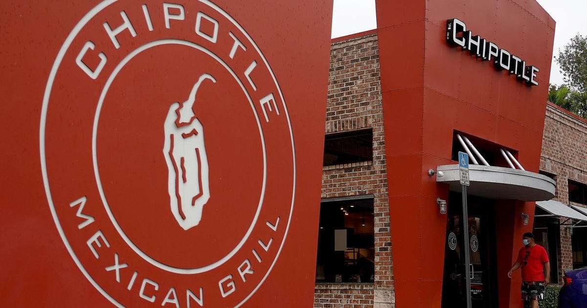 image for Chipotle customers were right — some restaurants were skimping, CEO says