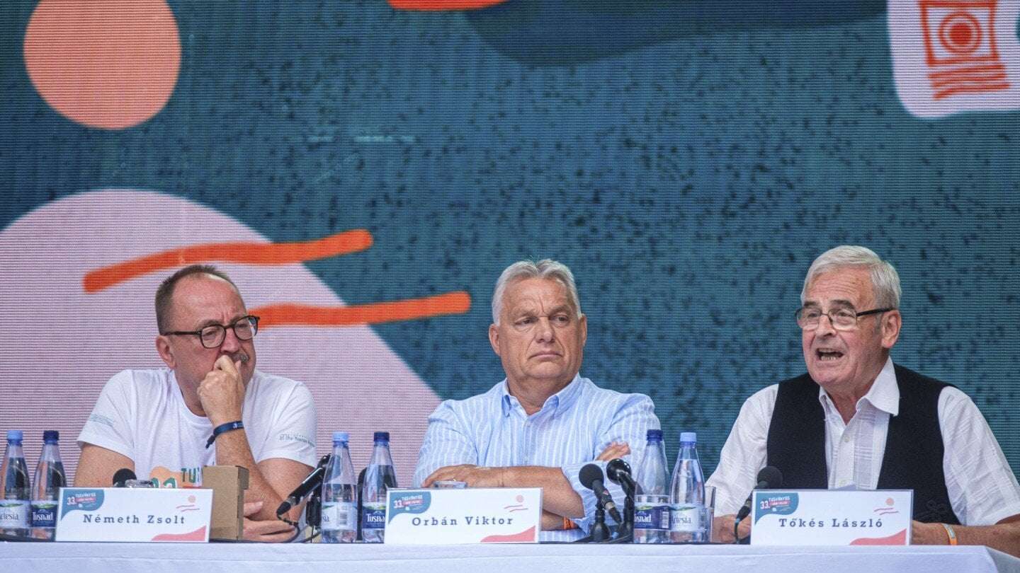 image for Hungary’s nationalist leader warns of EU's demise, backs Trump in anti-Western speech
