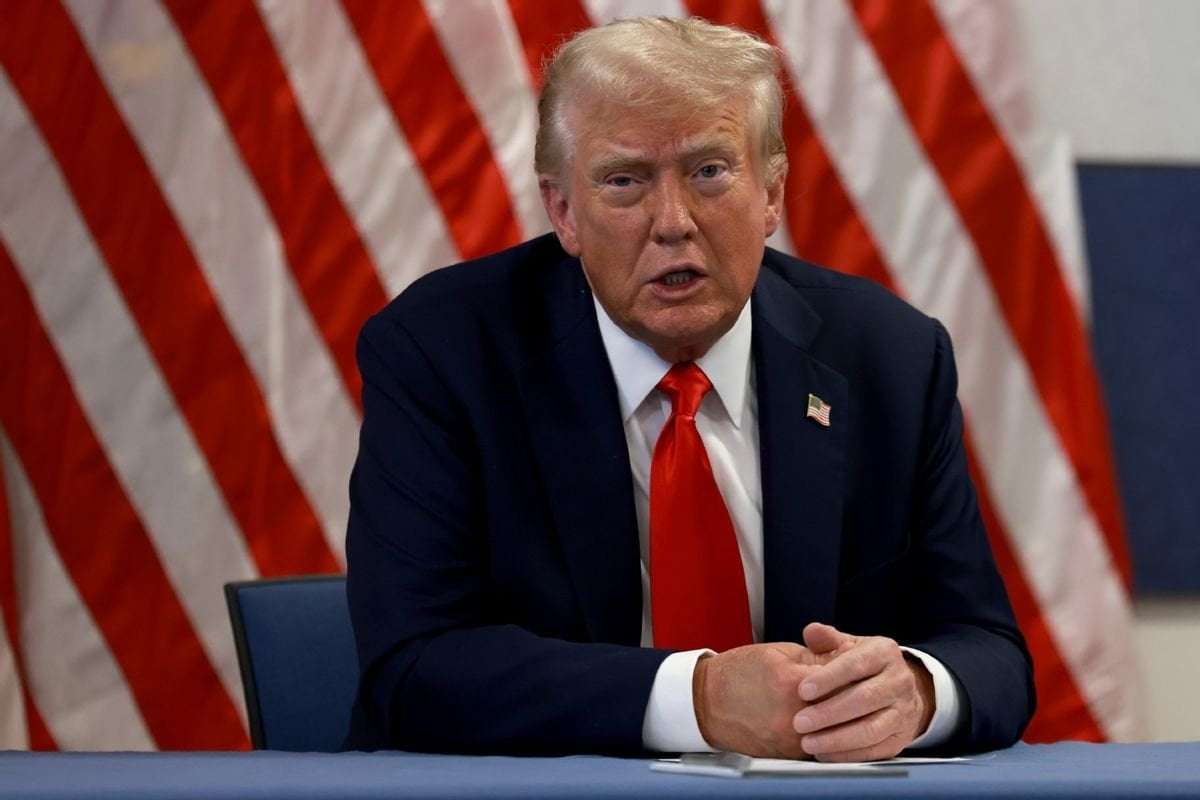 image for Trump warns "very bad" Google may be "shut down"