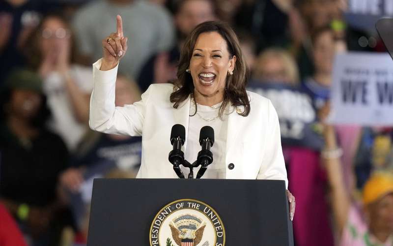image for Kamala Harris Takes Eight-Point Lead Over Donald Trump in New Poll