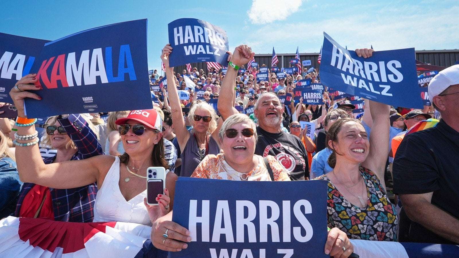 image for ‘Unhappy’ Trump Is Freaking Out Over Harris’ Crowd Sizes