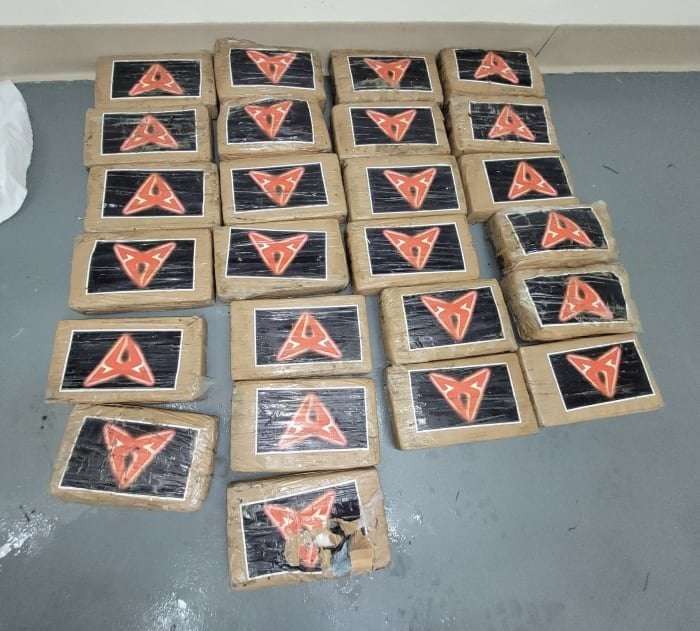 image for Hurricane Debby blows $1 million worth of cocaine onto a Florida beach