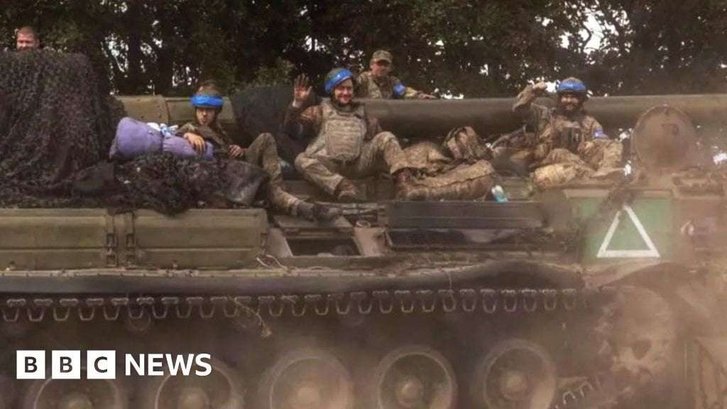 image for Ukraine troops now up to 30km inside Russia's Kursk region, Moscow says