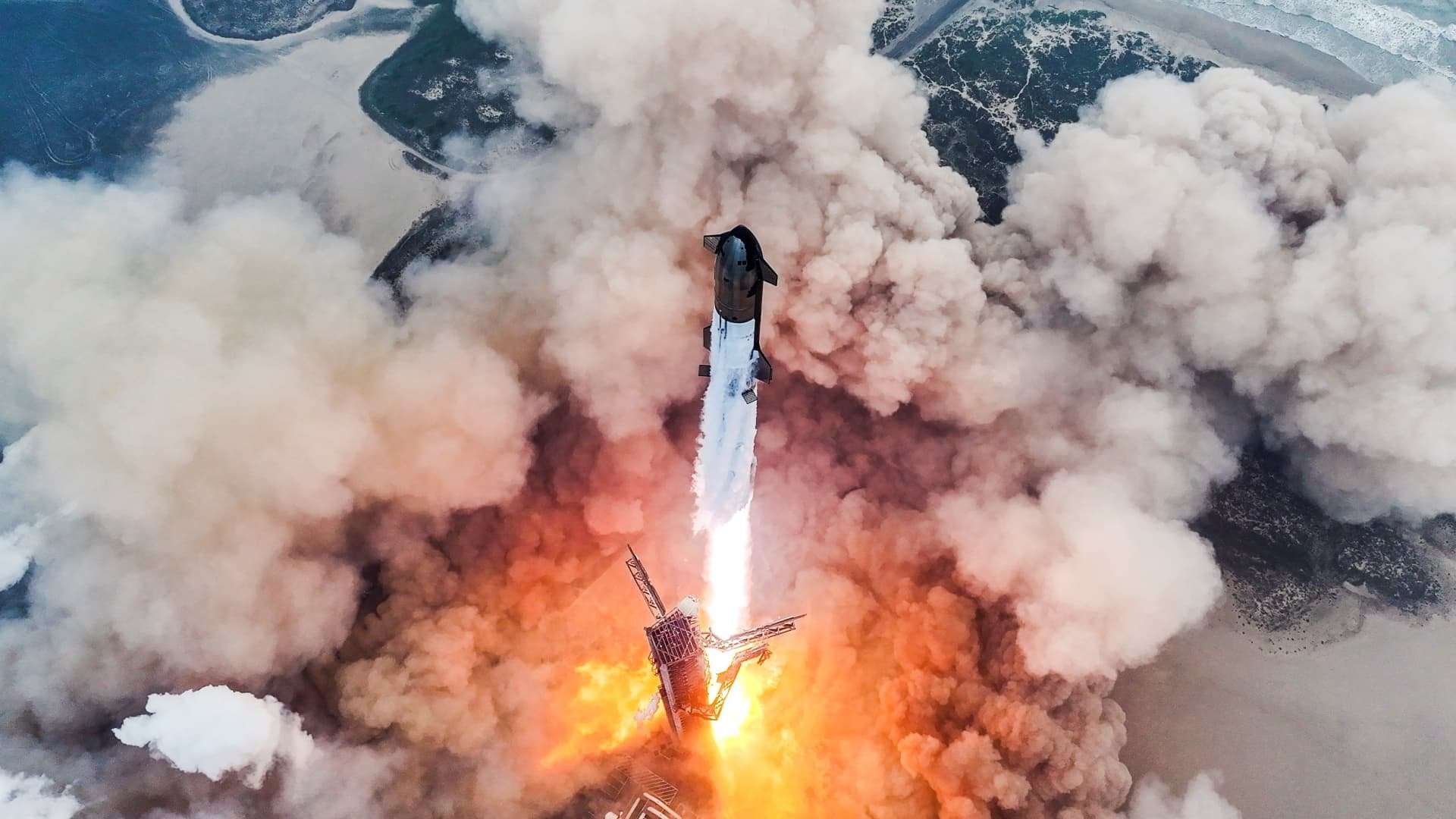 image for SpaceX repeatedly polluted waters in Texas this year, regulators found