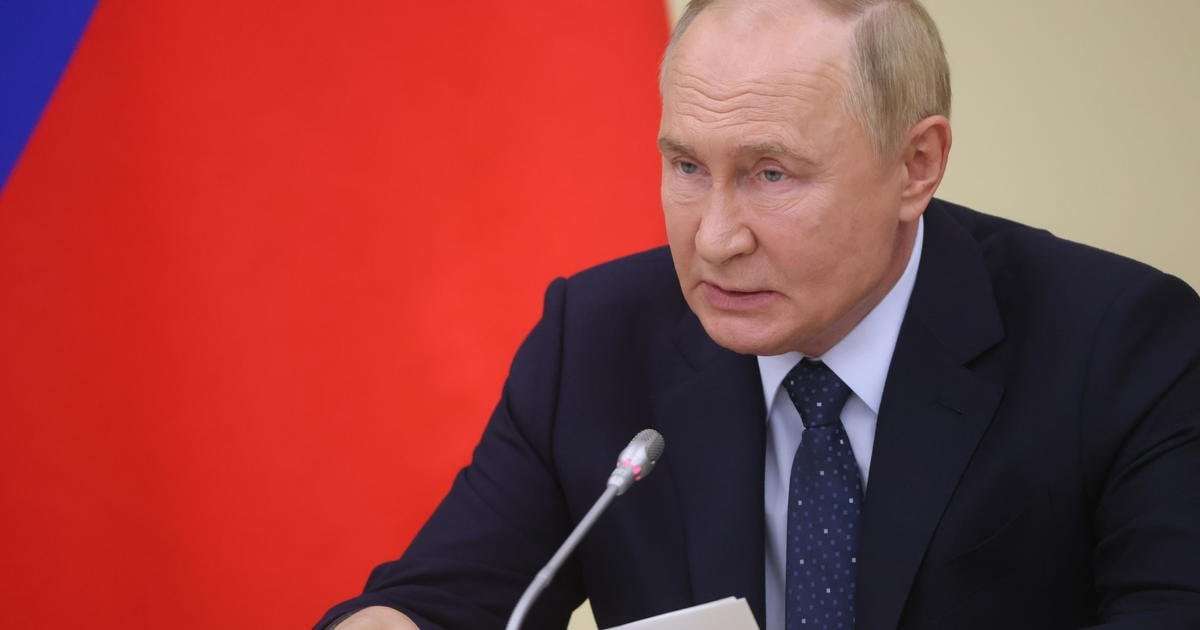 image for Putin orders army to "dislodge" Ukrainian troops from Russian territory as over 120,000 flee border area
