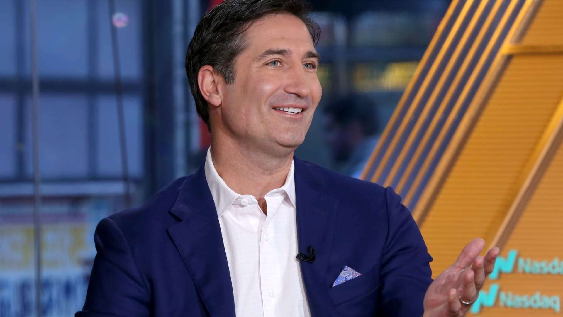 image for Starbucks is giving incoming CEO Brian Niccol $85 million in cash and stock as he departs Chipotle