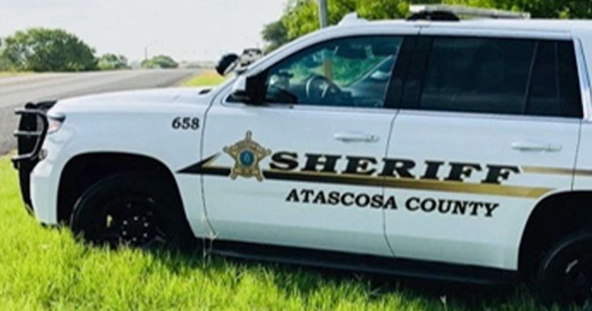 image for 12-year-old Texas girl dies after parents used smoothies to treat life-threatening injuries