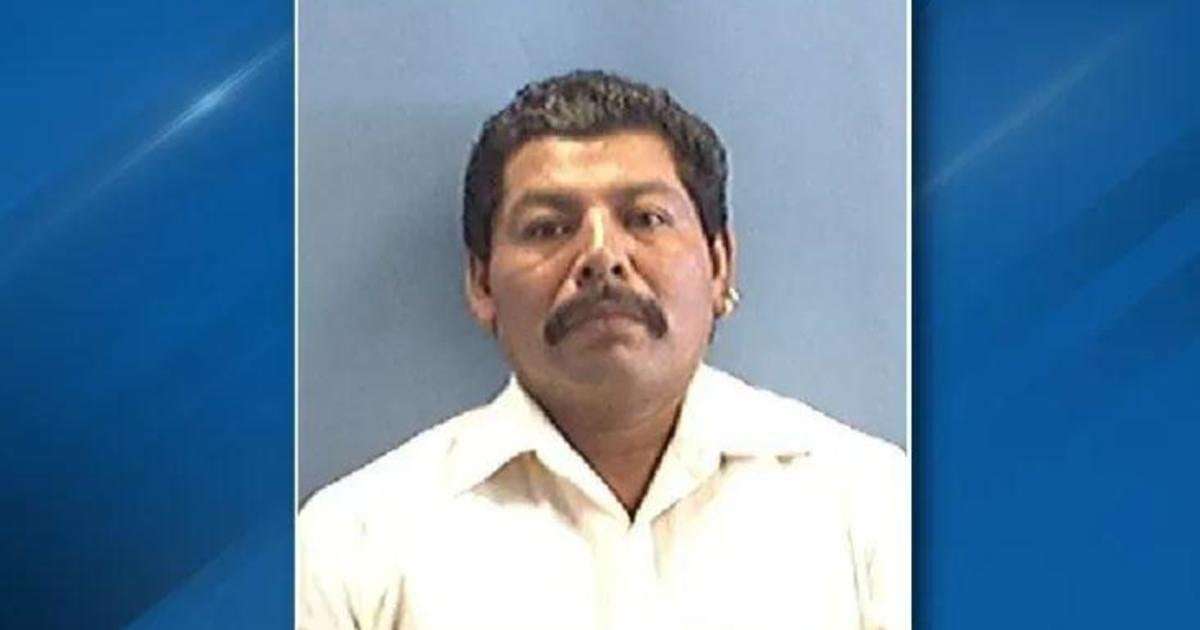 image for U.S. fugitive known as "The Devil" captured while working as cop in Mexico 20 years after Ohio murder