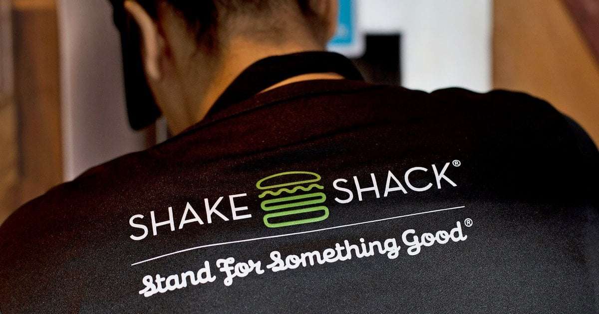 image for Gay man says he was assaulted by Shake Shack employees after kissing his boyfriend at D.C. location
