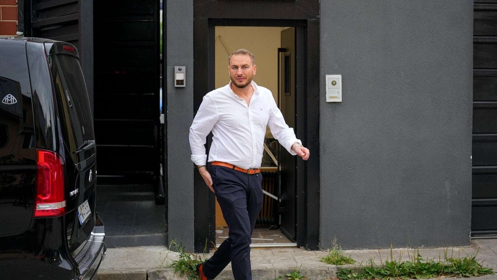image for Police raid Andrew Tate's home in Romania as new allegations emerge involving minors