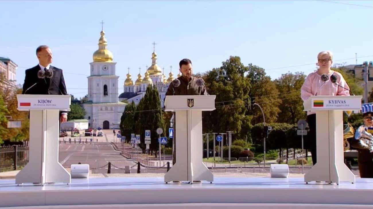 image for Zelenskyy: Ukraine uses new domestic-made drone missile for the first time